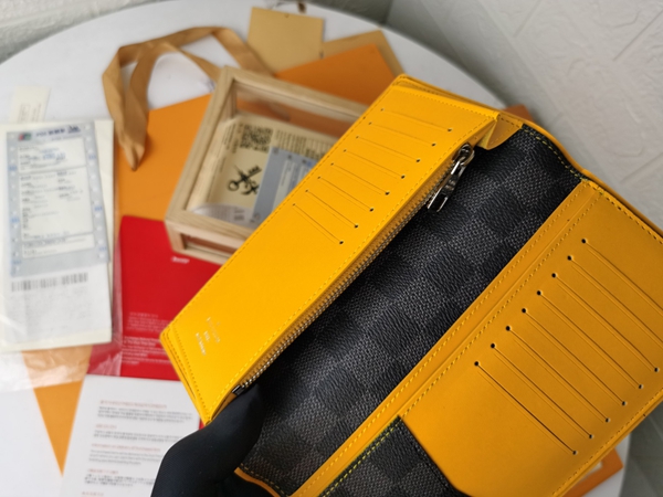 LVコピーウォレット内部構造